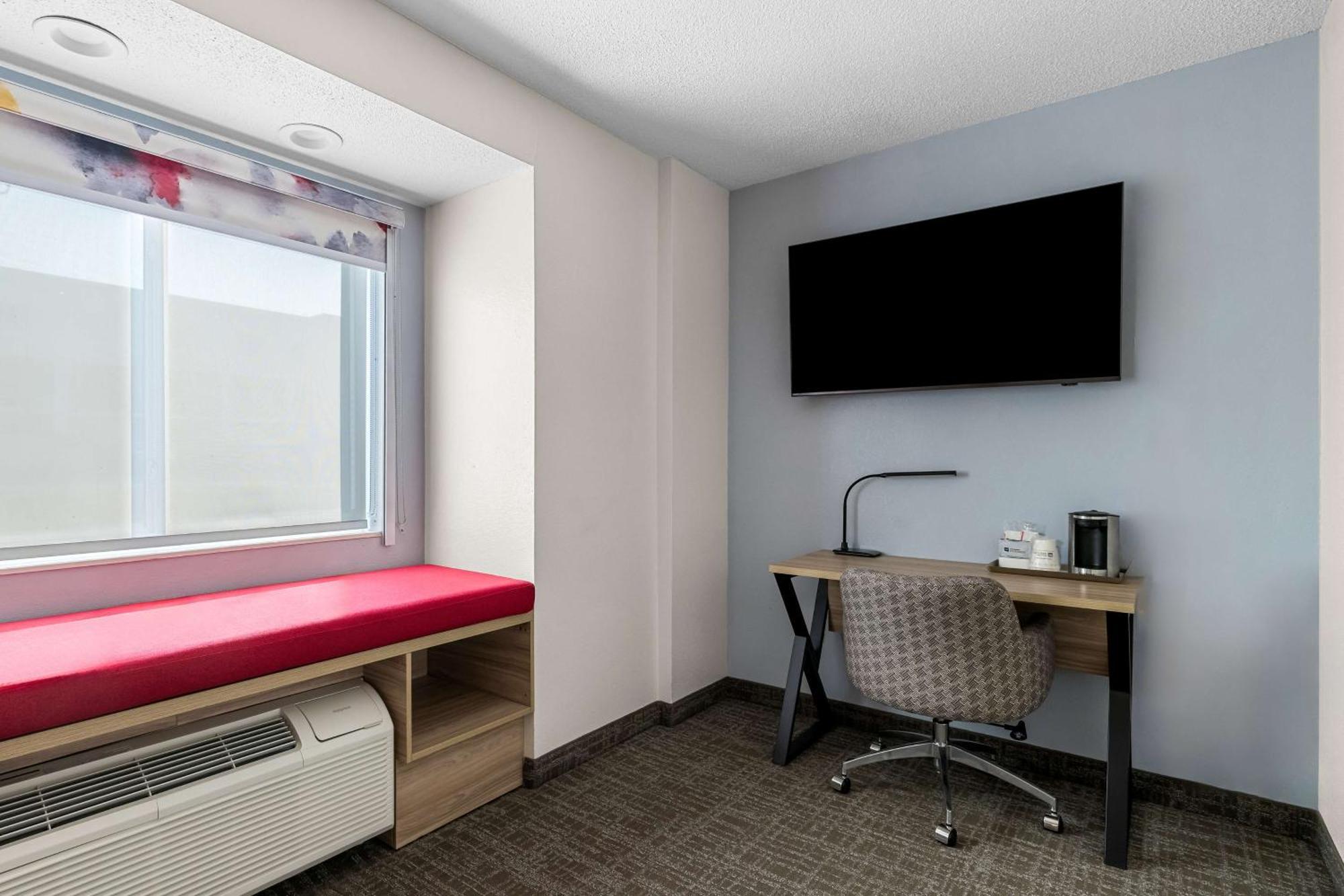 Best Western Buffalo Inn & Suites Εξωτερικό φωτογραφία